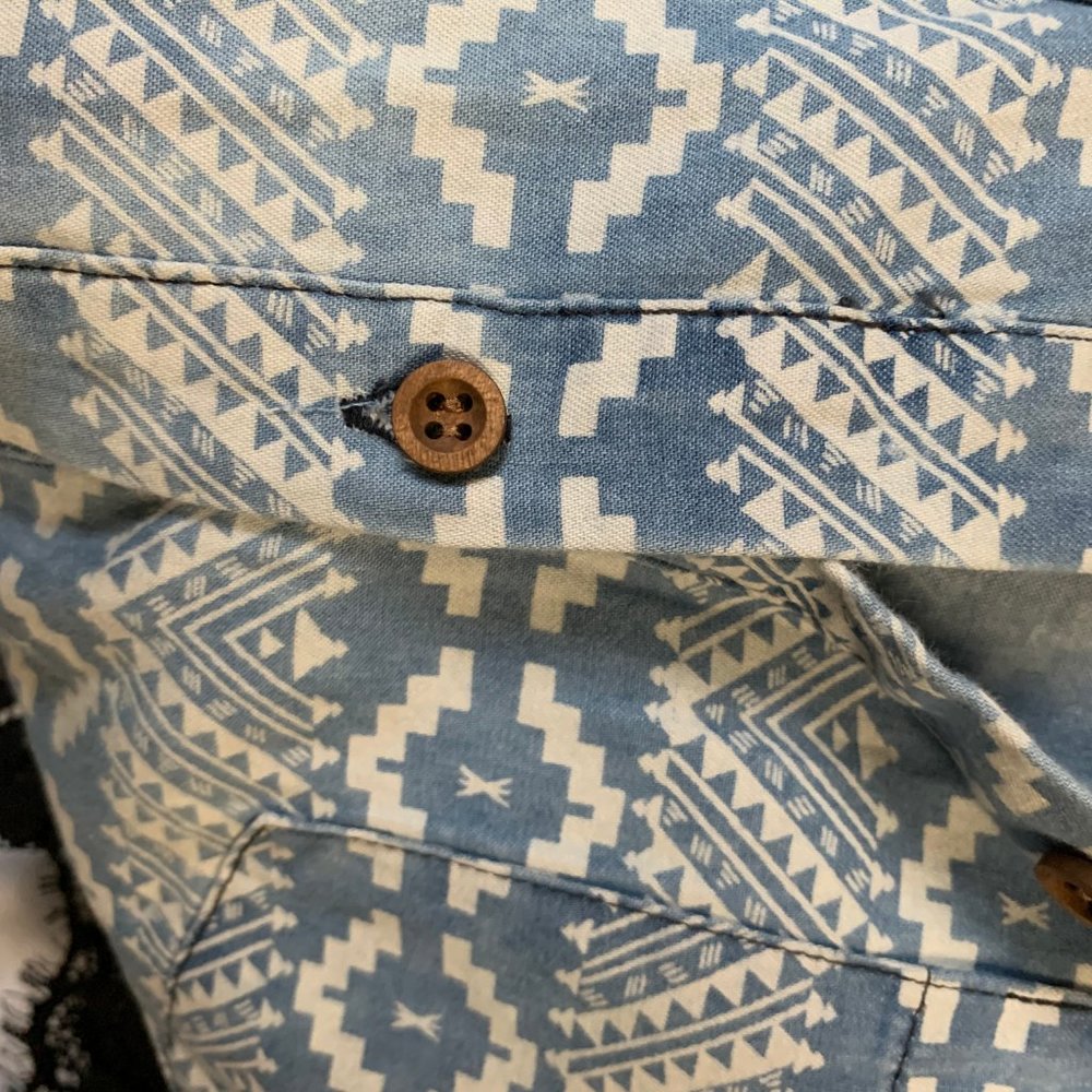 Aztec Button down - Picture 2 of 3